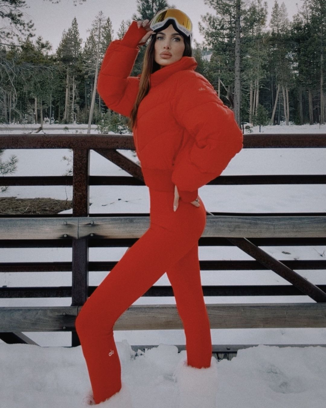alo-outfit-lake tahoe